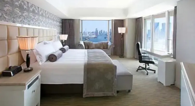 Двухместный полулюкс Club Lounge Access с видом на реку InterContinental Tokyo Bay by IHG