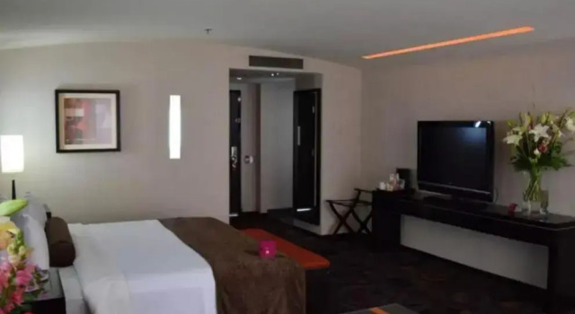 Двухместный люкс Дуплекс c 1 комнатой Crowne Plaza Toluca - Lancaster by IHG