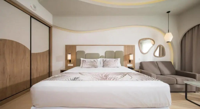 Двухместный полулюкс с видом на море Hotel Riu Palace Aquarelle - All Inclusive