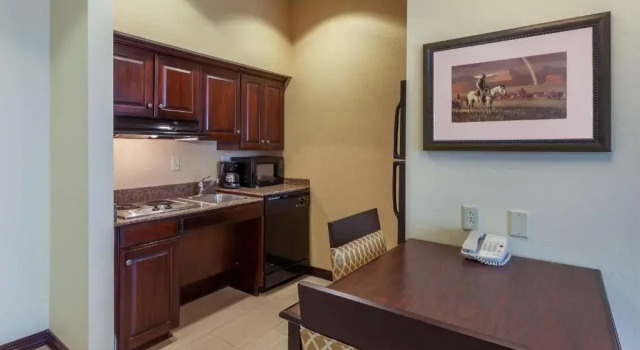 Люкс NONSMOKING c 1 комнатой Homewood Suites Wichita Falls