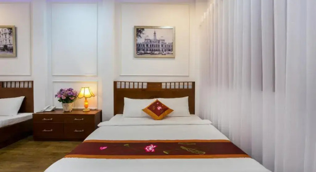 Номер Family с балконом Indochine Ben Thanh Hotel & Apartments