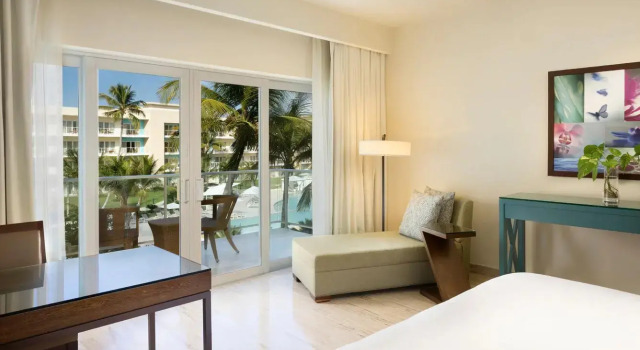 Номер Traditional с балконом и с видом на океан The Westin Puntacana Resort