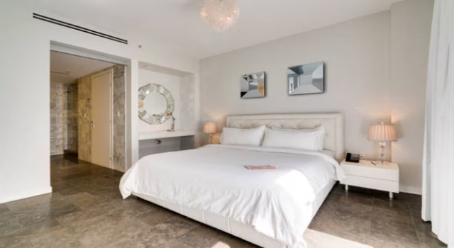 Двухместный люкс клубный c 1 комнатой Boulan South Beach