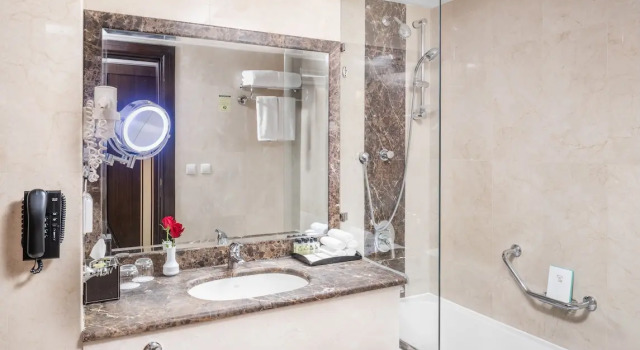 Двухместный номер Haram view Deluxe Millennium Taiba Hotel