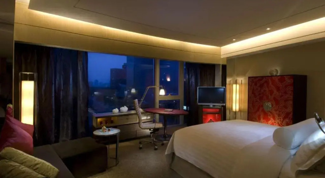 Полулюкс Executive Hilton Beijing