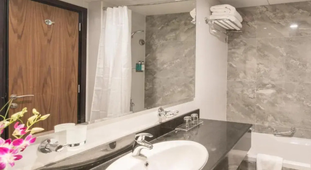 Двухместный люкс Deluxe с кухонной зоной c 1 комнатой Hawthorn Suites by Wyndham Abu Dhabi City Center