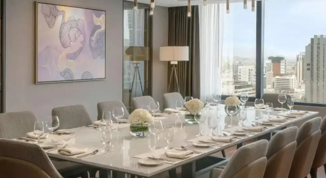 Двухместный люкс Royal InterContinental Bangkok by IHG