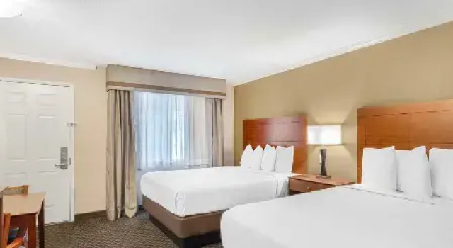 Номер Best Western Oxnard Inn