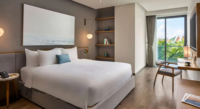 Двухместный люкс Superior с балконом Premier Residences Phu Quoc Emerald Bay Managed by Accor