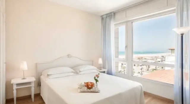 Двухместный люкс Gorgona Hotel Sina Astor