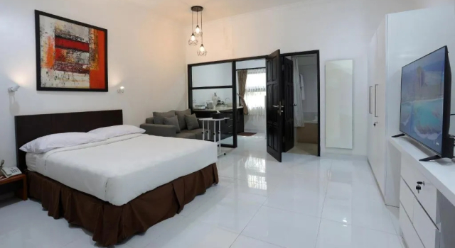 Полулюкс Jambuluwuk Heritage Menteng Suites