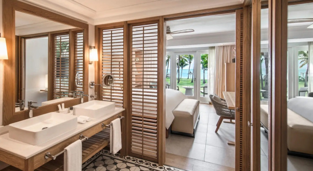 Двухместный номер Premium с видом на море Sugar Beach Mauritius