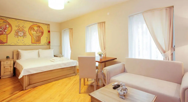 Двухместный полулюкс с балконом The Loft Istanbul