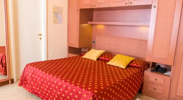 Четырёхместный номер Hotel Principe