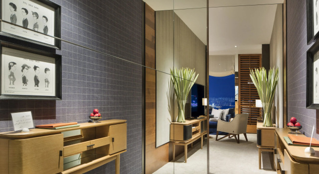 Двухместный люкс с видом на пик Коулун Rosewood Hong Kong