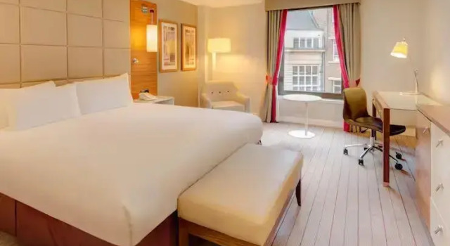 Номер Executive Hilton Cambridge City Centre