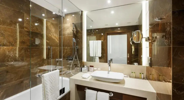 Двухместный номер с террасой DoubleTree by Hilton Hotel & Conference Centre Warsaw