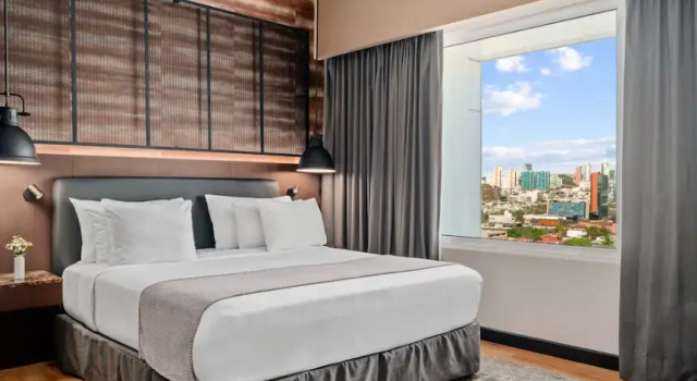 Двухместный люкс NH Collection Monterrey San Pedro