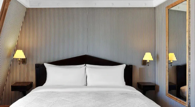 Двухместный люкс Eiffel Le Dokhans Paris Arc de Triomphe, a Tribute Portfolio Hotel
