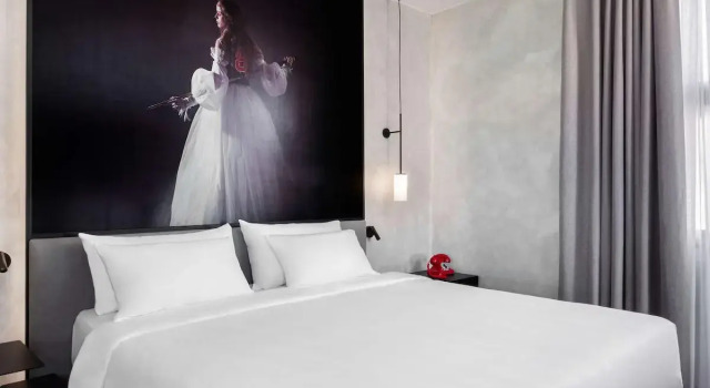 Двухместный номер Standard Radisson RED Madrid