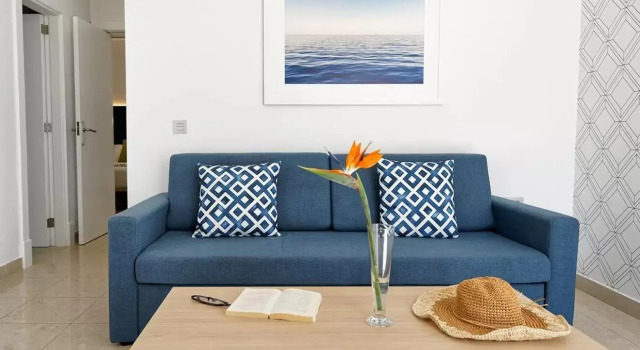Двухместный полулюкс Отель Broncemar Beach Suites