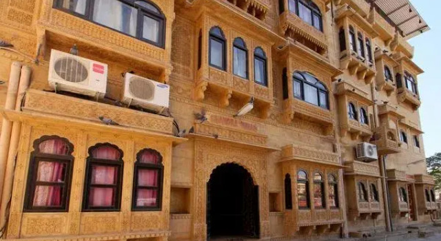 Chandra Niwas Hotel - Jaisalmer, Забронировать Отель Отели штата Раджастхана с парковкой, Парковка