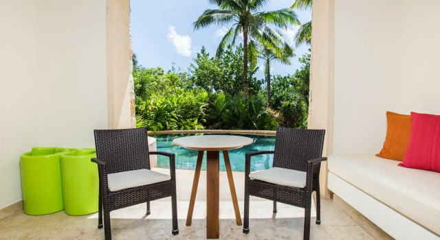 Двухместный полулюкс Swim Out Отель Secrets Akumal Riviera Maya - Adults Only