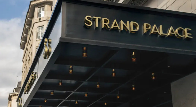 Strand Palace Hotel