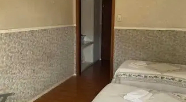 Трёхместный номер Basic Hotel La Perla