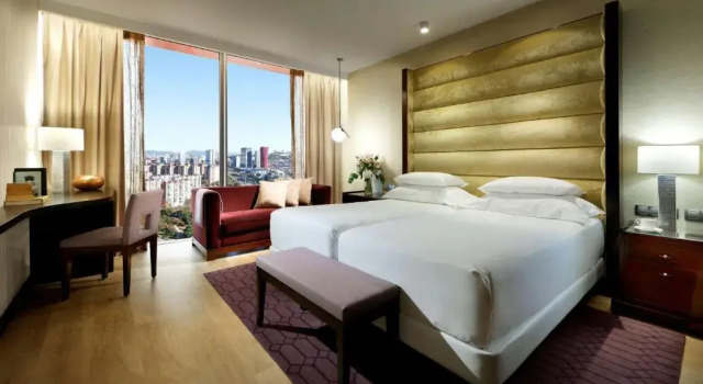 Hyatt Regency Barcelona Tower