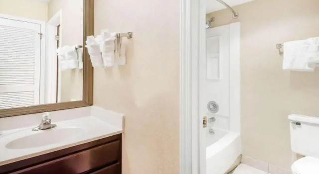 Двухместная студия-сьют Executive Hawthorn Extended Stay by Wyndham Columbus