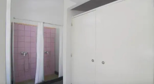 Четырёхместный номер Economy Santa Maria Hostel