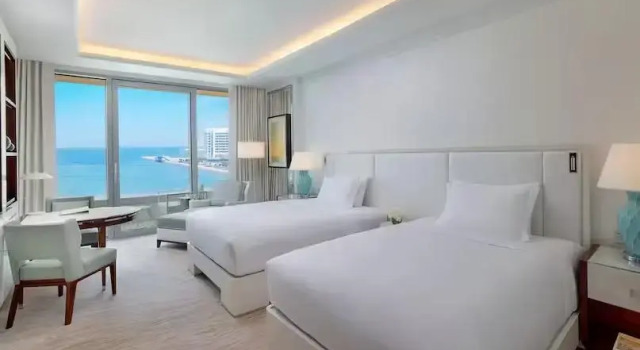 Люкс семейный Waldorf Astoria Doha Lusail