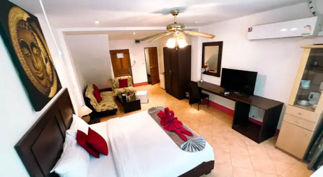 Двухместный люкс Aquarius Guesthouse & Sauna Adults Only
