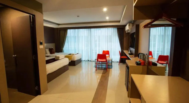 Трёхместный семейный люкс Grande Classic Pattaya