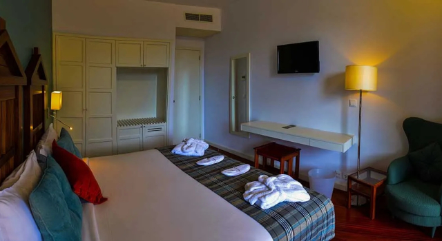 Двухместный люкс Hotel São Bento da Porta Aberta & Spa