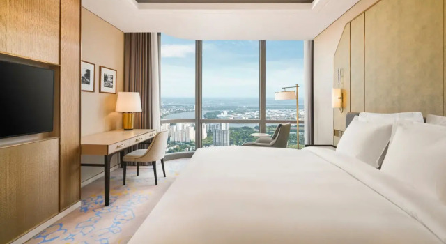 Двухместный номер Sky view Premier Vinpearl Landmark 81, Autograph Collection