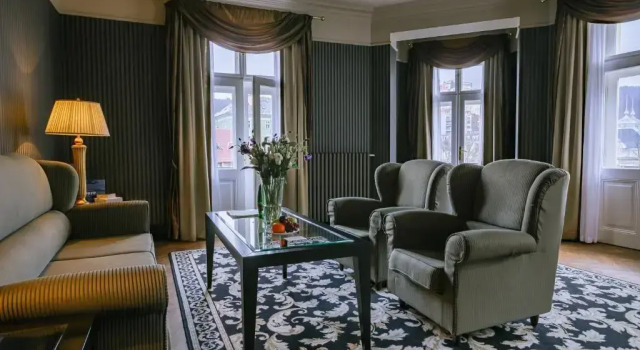 Двухместный люкс Front View Riverside Premier Grandhotel Pupp