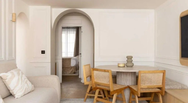 Chic Apartment With AC - 3br/6p - Palais Garnier, Забронировать Апартаменты/квартира Париж Иль-де-Франс, рядом с Art France Academie