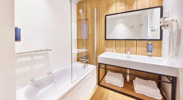 Двухместный номер с дополнительным спальным местом Barcelona Century Hotel