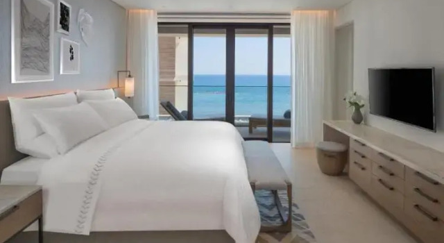 Double Suite with sea view Amara Hotel