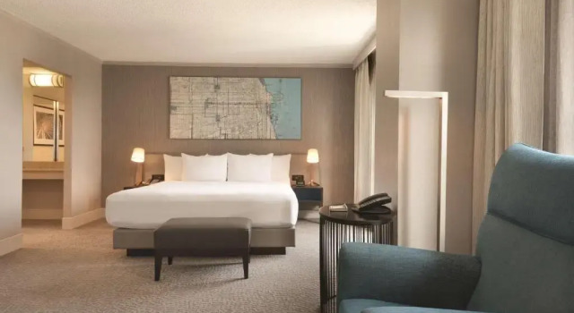 Двухместный люкс Conference c 1 комнатой Hilton Chicago Magnificent Mile Suites