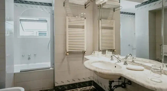 Двухместный номер Classic Hotel De La Ville