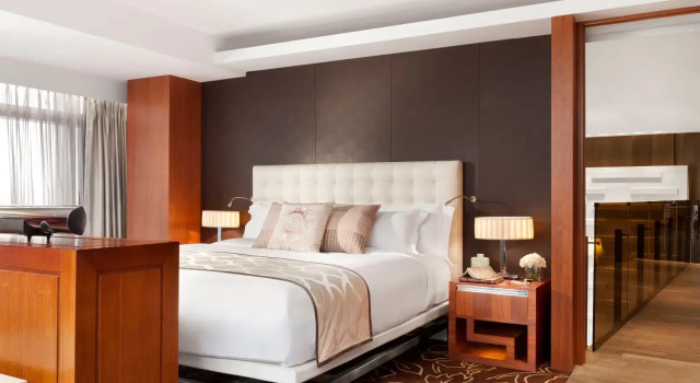 Двухместный люкс Presidential The Langham, Shanghai, Xintiandi