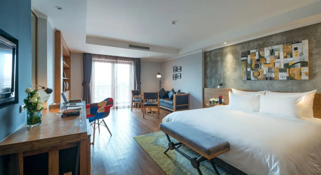 Двухместный люкс Bespoke Premium Bespoke Trendy Hotel Hanoi