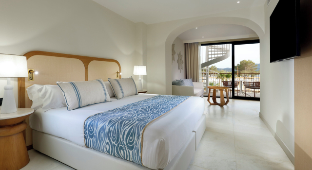 Двухместный полулюкс Signature Level Rooftop Jacuzzi Terrace TRS Ibiza Hotel