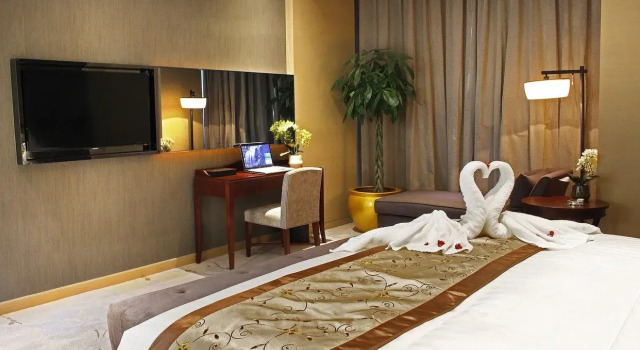 Люкс Deluxe Beijing Riverside Hotel