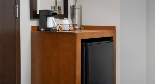 Четырёхместный номер для гостей с ограниченными возможностями Hyatt Place Sugar Land