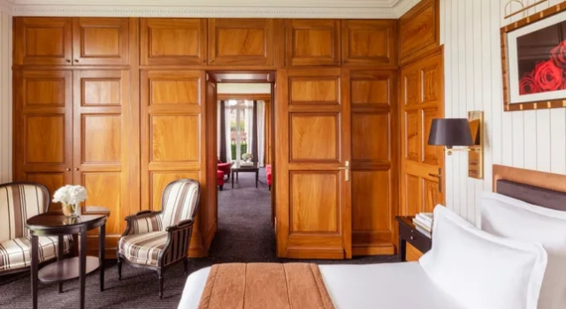 Двухместный люкс Royal Hôtel Barrière Le Royal Deauville