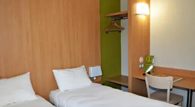 Standard Twin room B&B HOTEL Alès - Pôle Mécanique